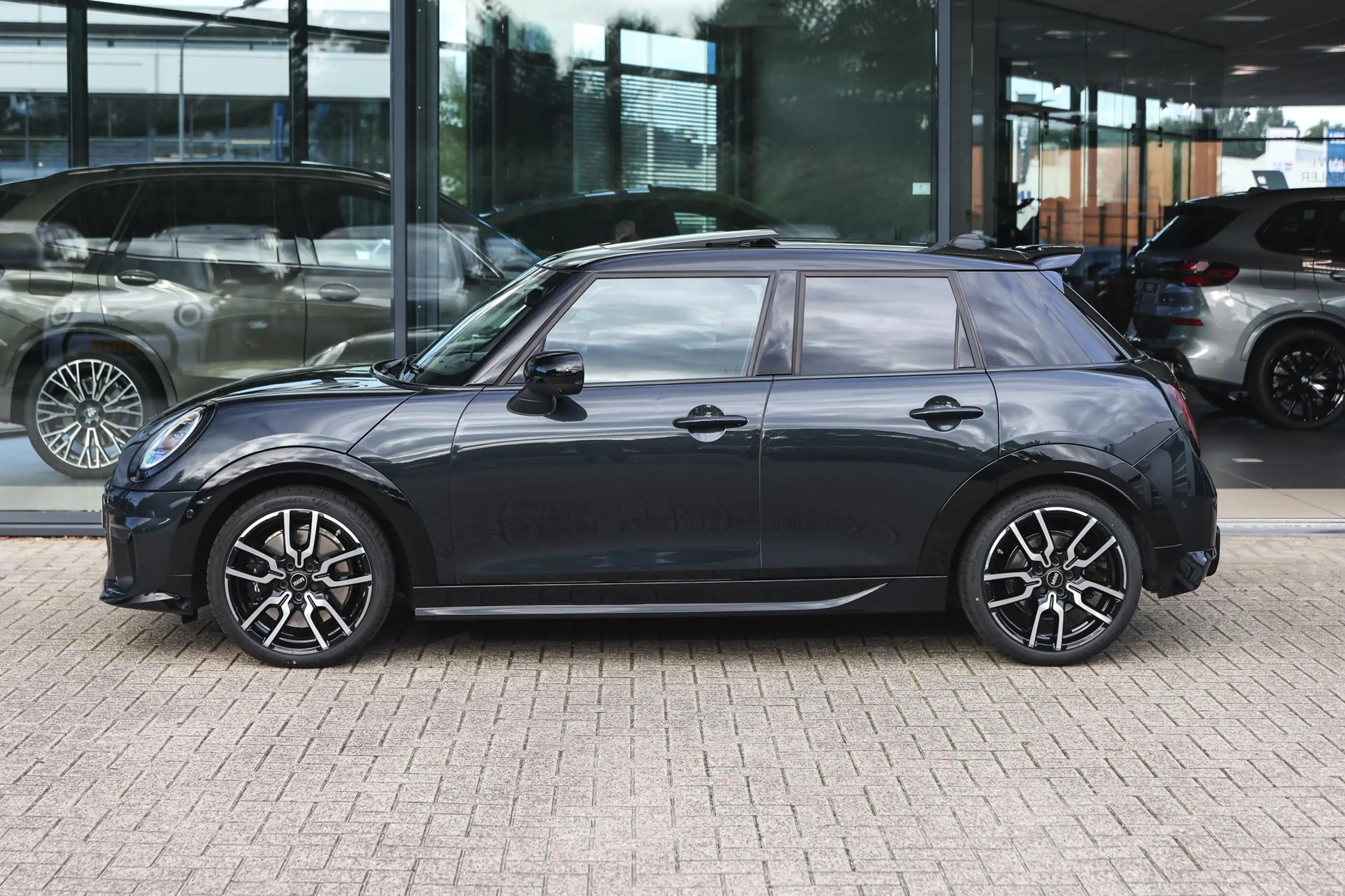 MINI Cooper S Hatchback Automaat / JCW / Pakket XL / 18" John Co — photo 8