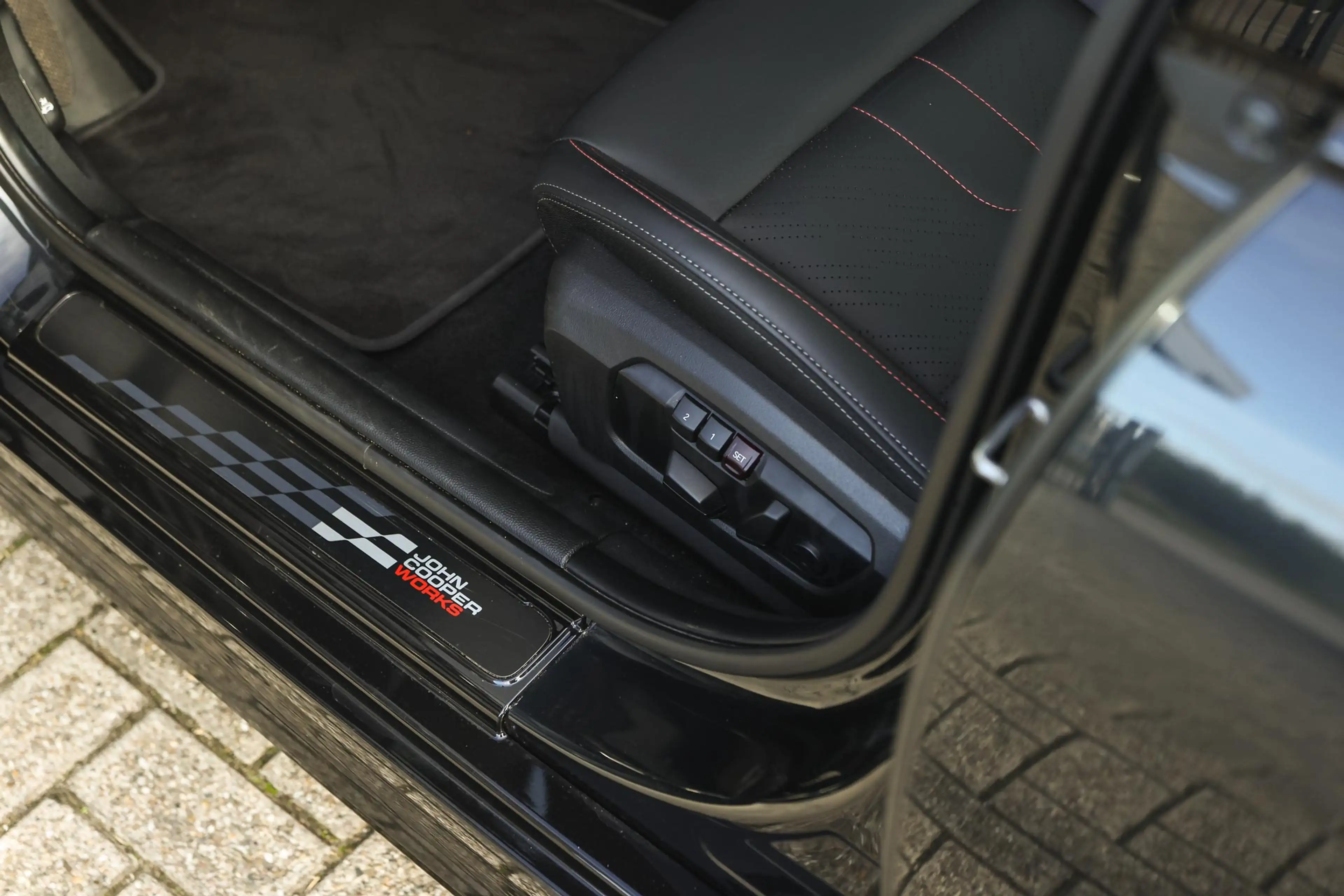 MINI Cooper S Hatchback Automaat / JCW / Pakket XL / 18" John Co — photo 13