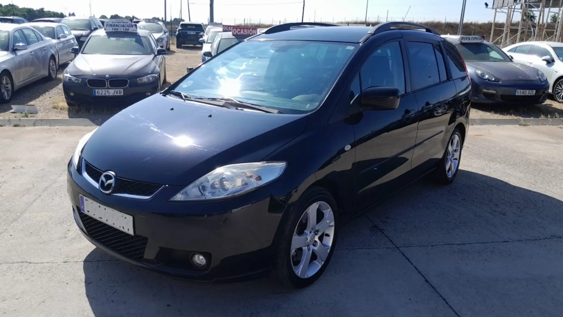 Mazda 5 2.0CRTD Active+ 143 Zwart - 1