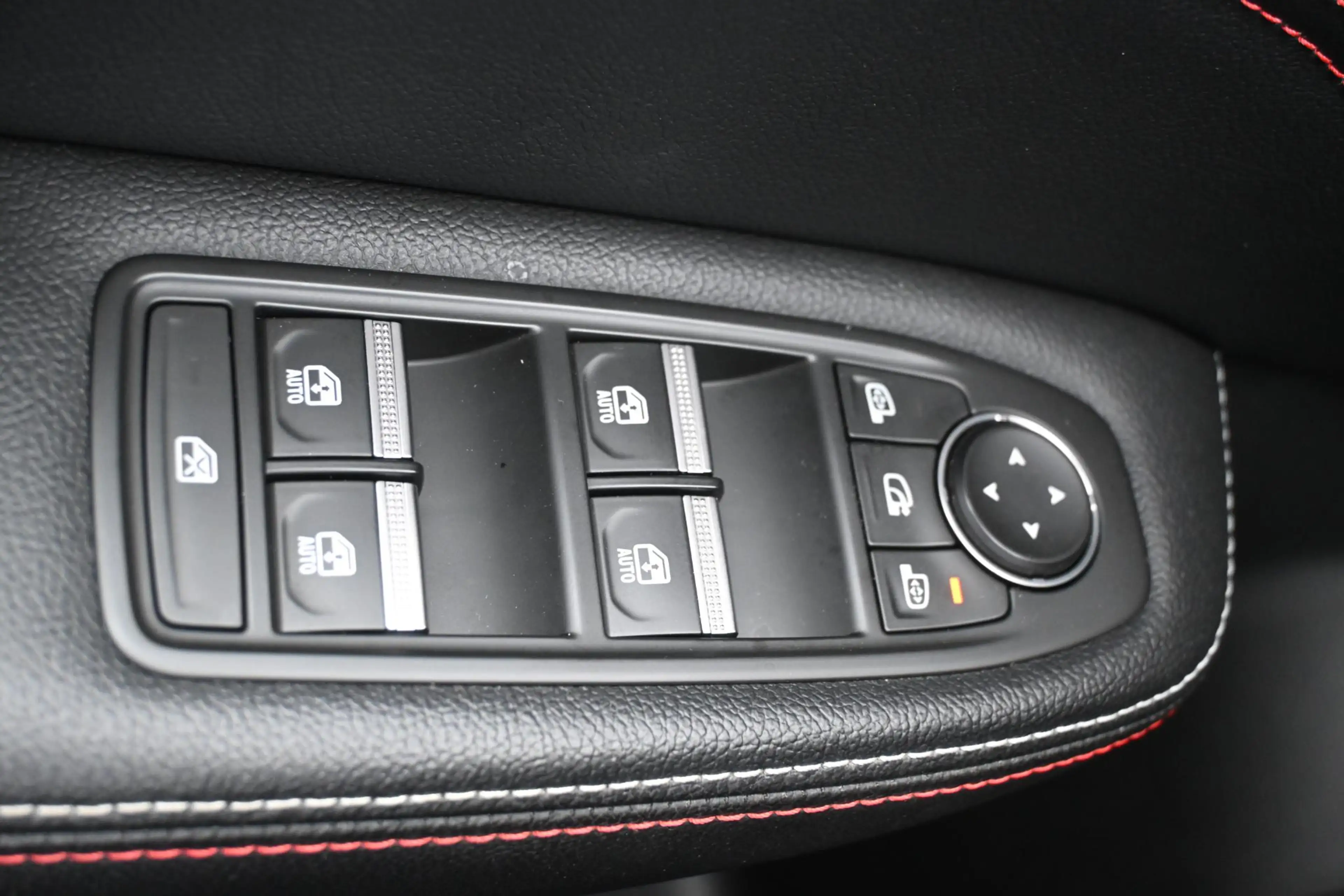 Renault Arkana E-Tech Hybrid 145 R.S. Line | ADAPT. CRUISE CONTRO — photo 25