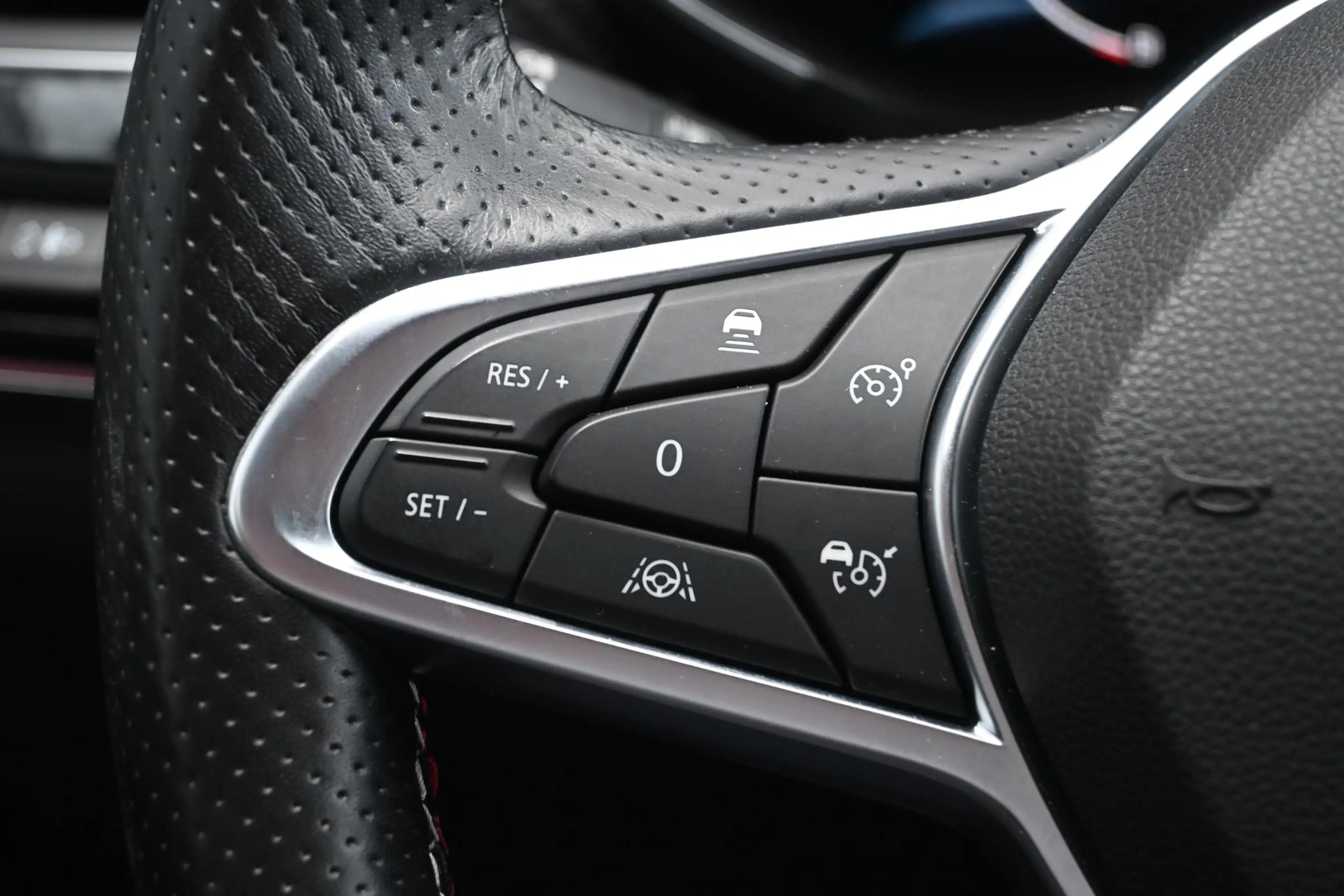 Renault Arkana E-Tech Hybrid 145 R.S. Line | ADAPT. CRUISE CONTRO — photo 16