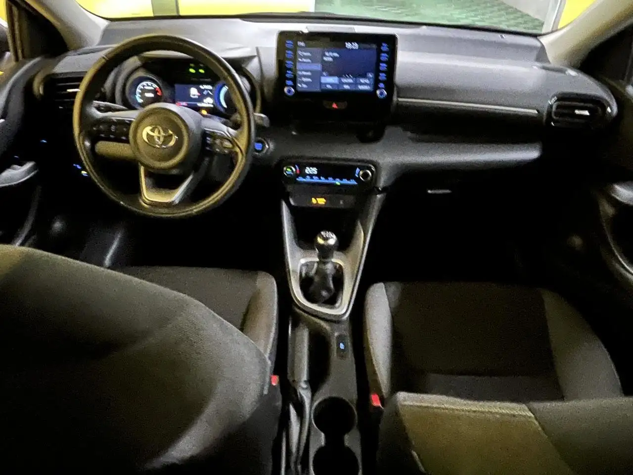 Toyota Yaris Yaris — photo 22