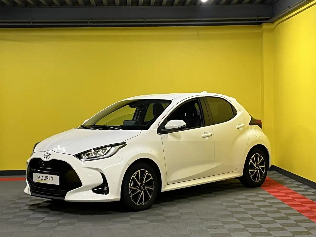 Toyota Yaris Yaris — photo 17