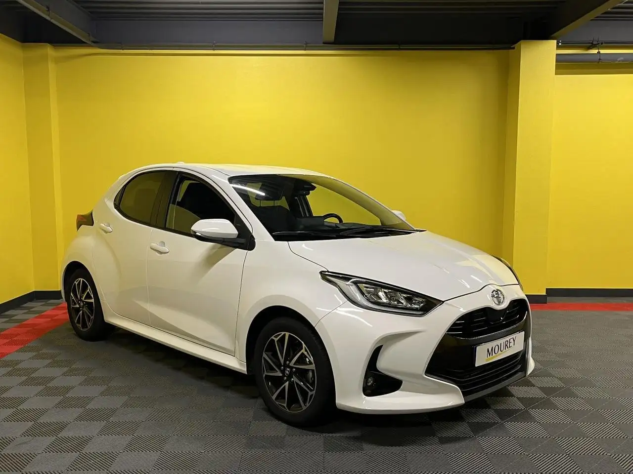 Toyota Yaris Yaris — photo 24
