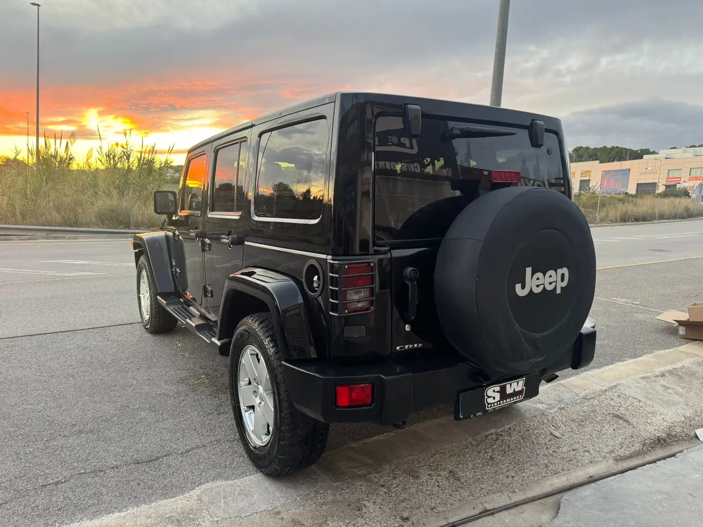 Jeep Wrangler Unlimited 2.8CRD Sahara Aut. - 2