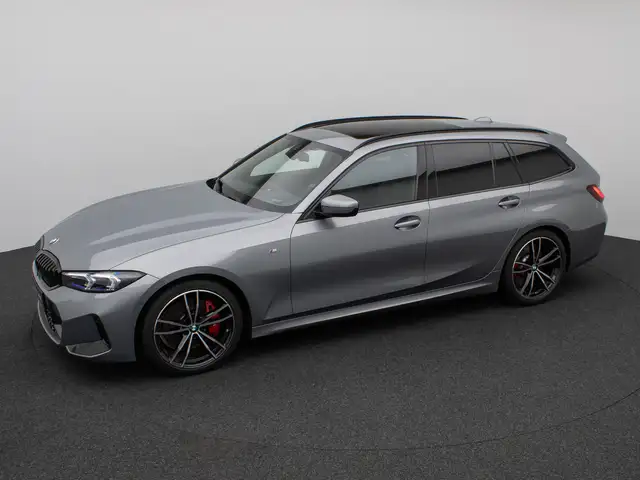 BMW 3 Series view 12