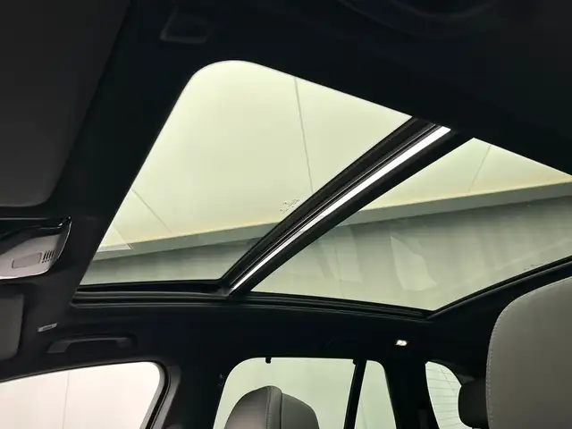 BMW X5 view 29