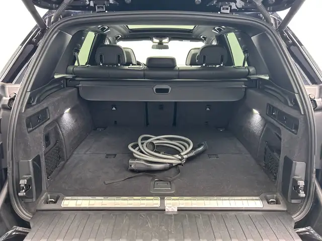 BMW X5 view 28