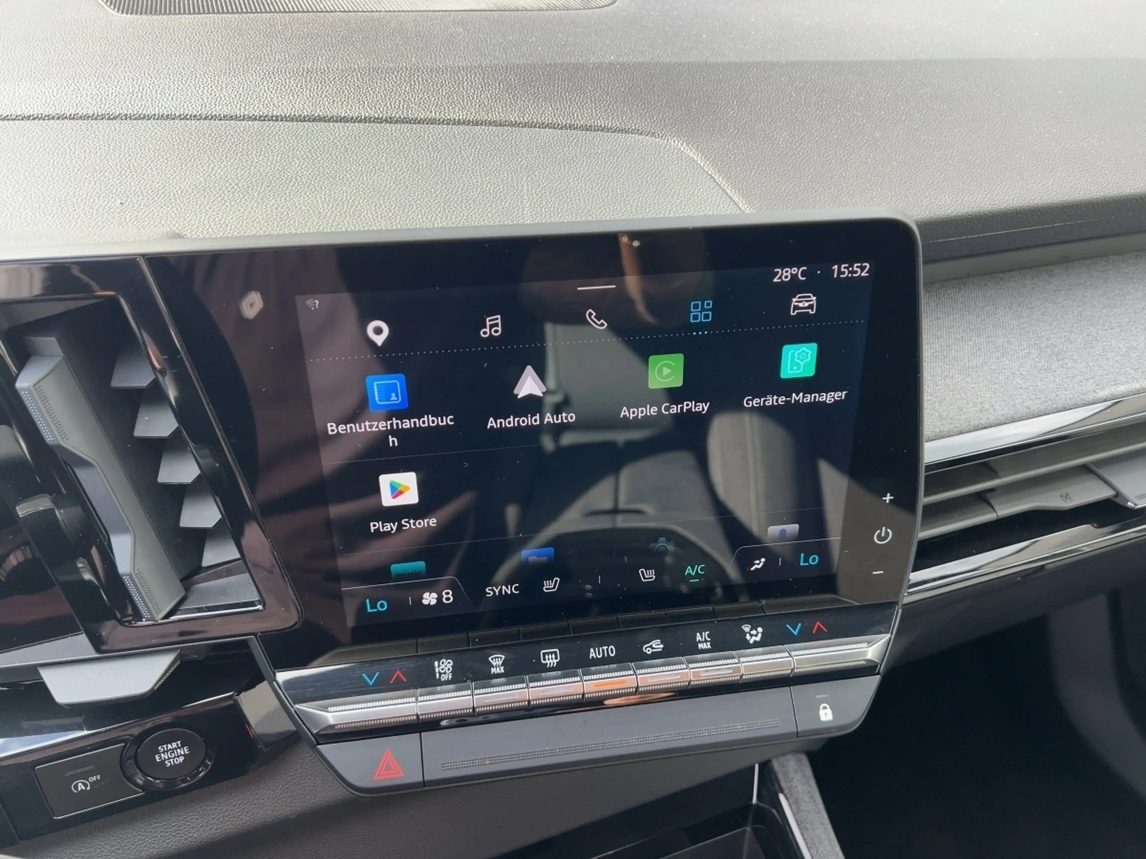 Renault Austral Evolution MildHybrid 160 Aut. Sitzhzg — photo 12
