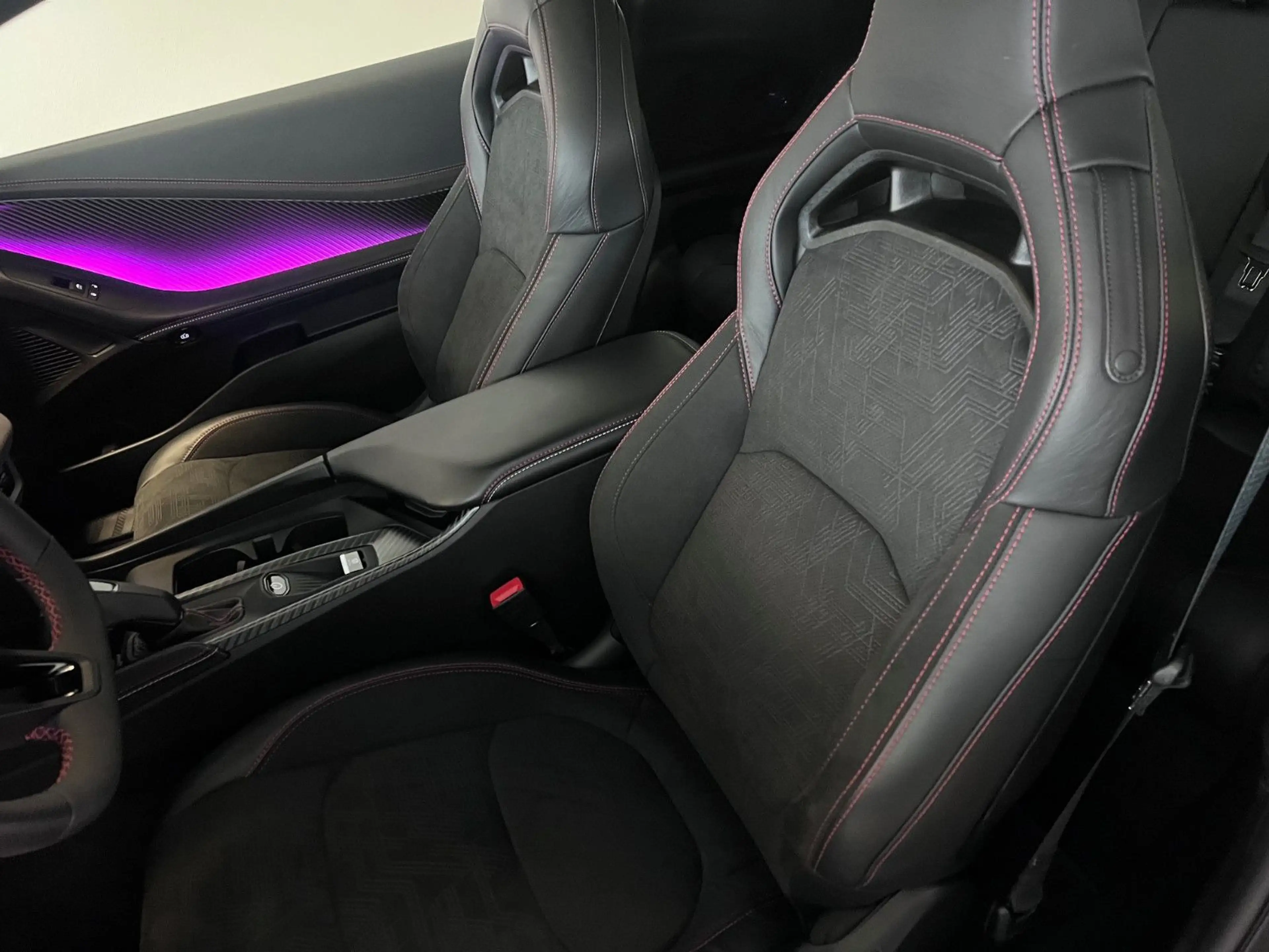 Dodge Charger Daytona EV Scat/ Track/ Plus/Carbon/ Sun — photo 15