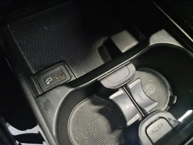 Mercedes-Benz A-Class view 21