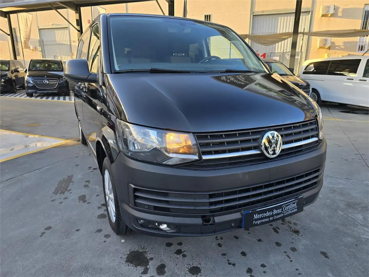 Volkswagen Transporter Furgón Largo TA 2.0 TDI 75kW (102CV) BMT - 2