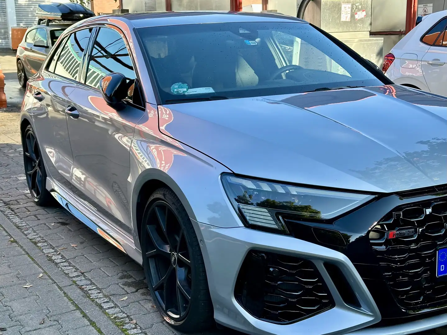 Audi RS3 TFSI Sportback quattro S tronic Silber - 1