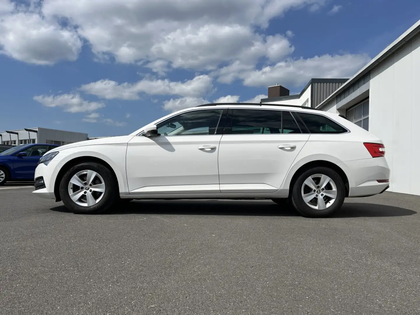 Skoda Superb Combi 2.0 TDI Ambition 119€ m. 20% Anzahlung DAB Wit - 2