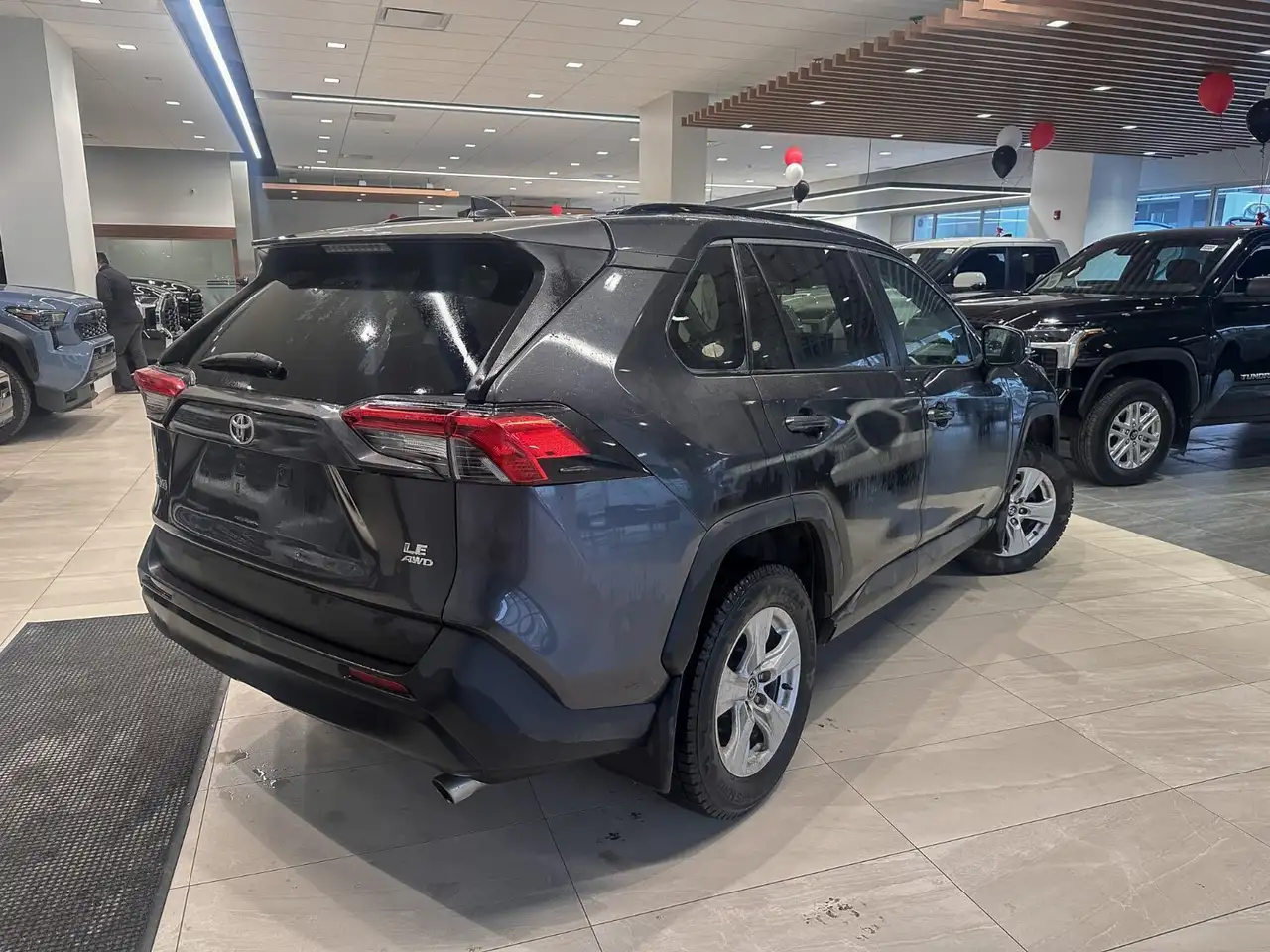 Toyota RAV 4 снимка Toyota RAV 4
