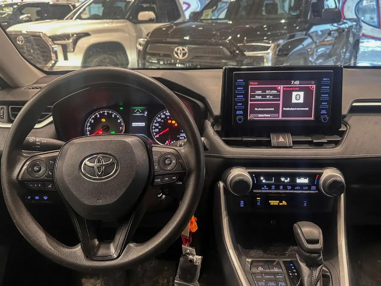 Toyota RAV 4 снимка Toyota RAV 4