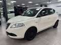 Lancia Ypsilon 1.3 mjt Platinum s Weiß - thumbnail 3