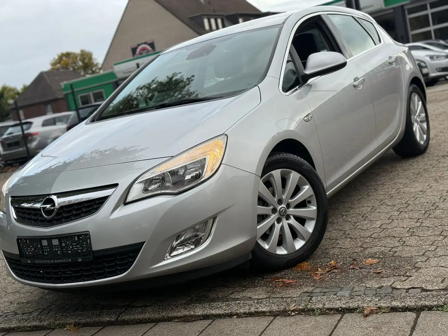 Opel Astra Innovation Navi Leder Klimaautomatik 17 " Alu Grijs - 1