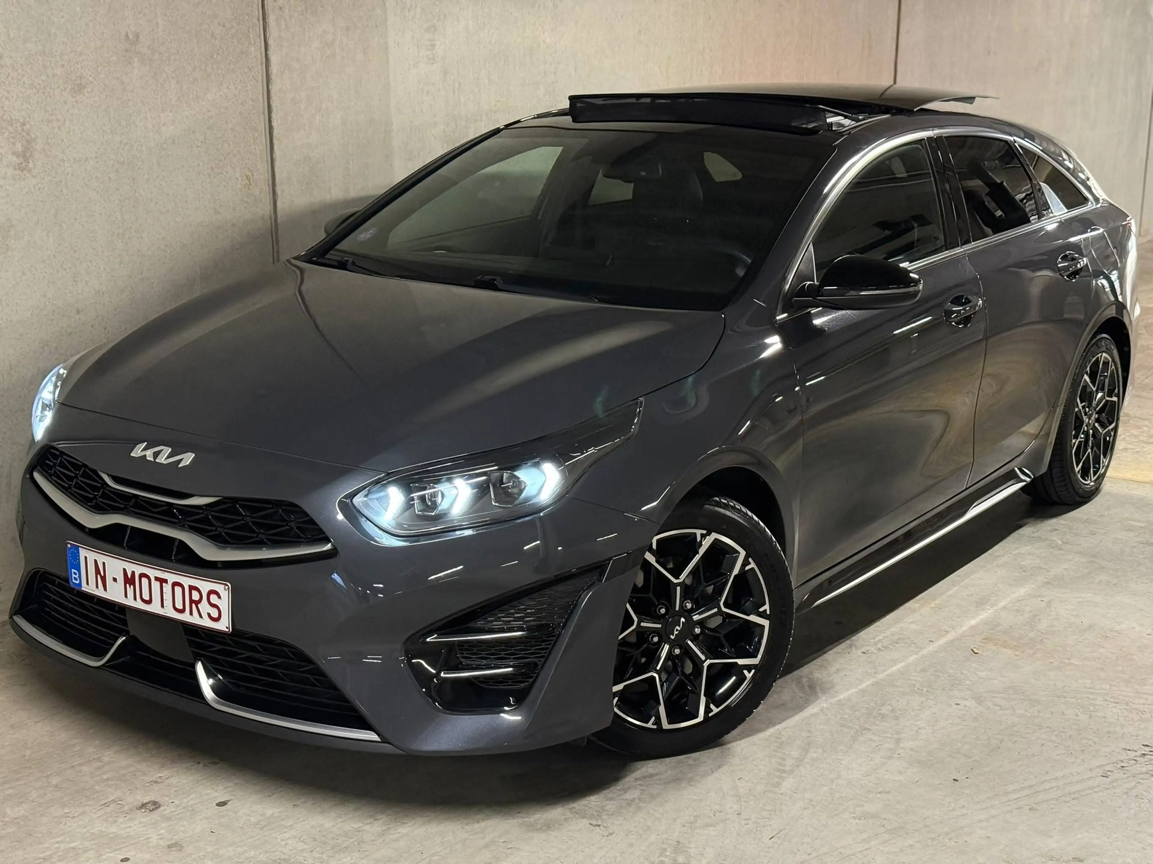 Kia ProCeed / pro_cee'd 1.0 T-GDi | GT-LINE | PANO | E-KOFFER | DODEHOEK | CAMERA | KEY-LESS !