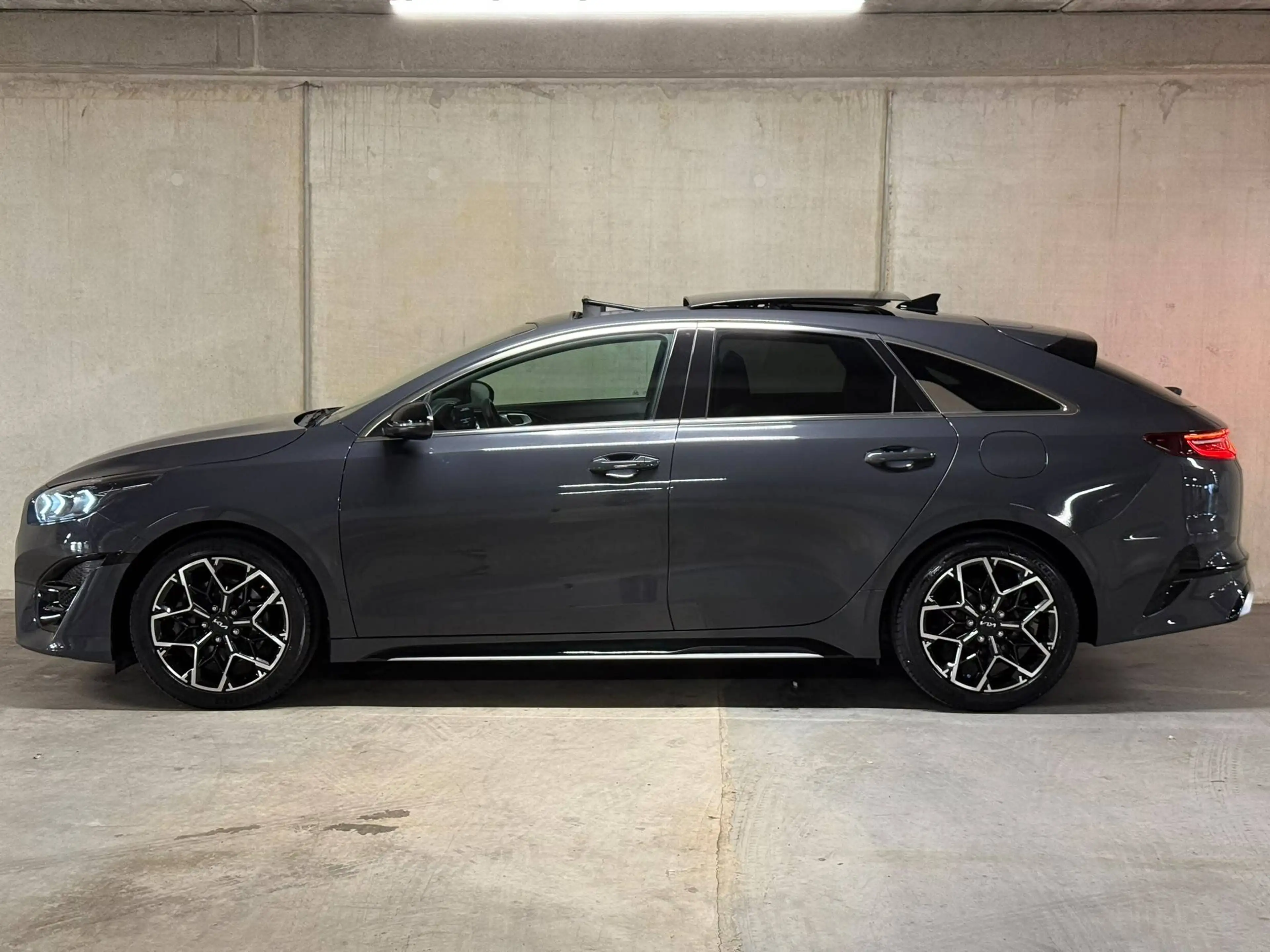 Kia ProCeed / pro_cee'd 1.0 T-GDi | GT-LINE | PANO | E-KOFFER | DODEHOEK | CAMERA | KEY-LESS ! — photo 4