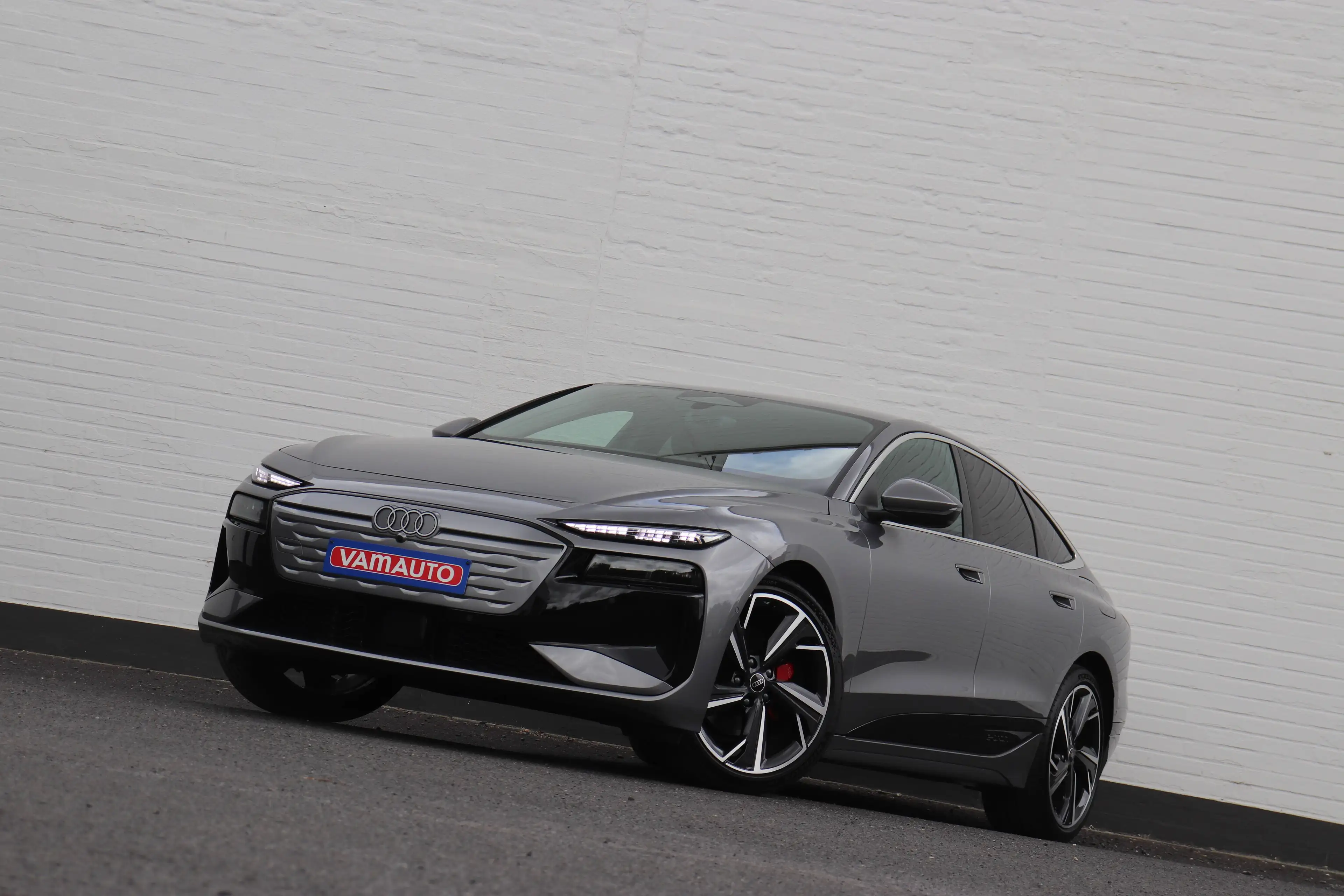 Audi A6 e-tron Sportback 83 kWh - Matrix/BlindSpot/Keyless/360/ElectricSeats/21"/SOH=97,4% — photo 12