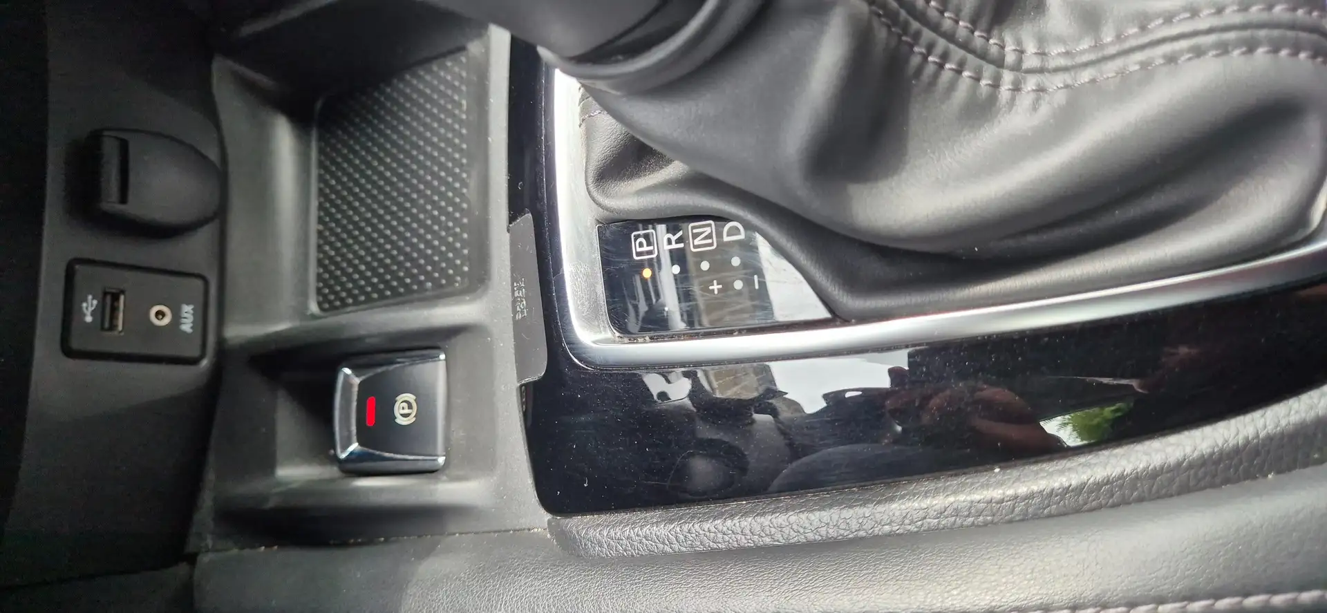 Nissan X-Trail X-Trail 2.0 dCi ALL-MODE 4x4i XtronicN-Connecta Schwarz - 2