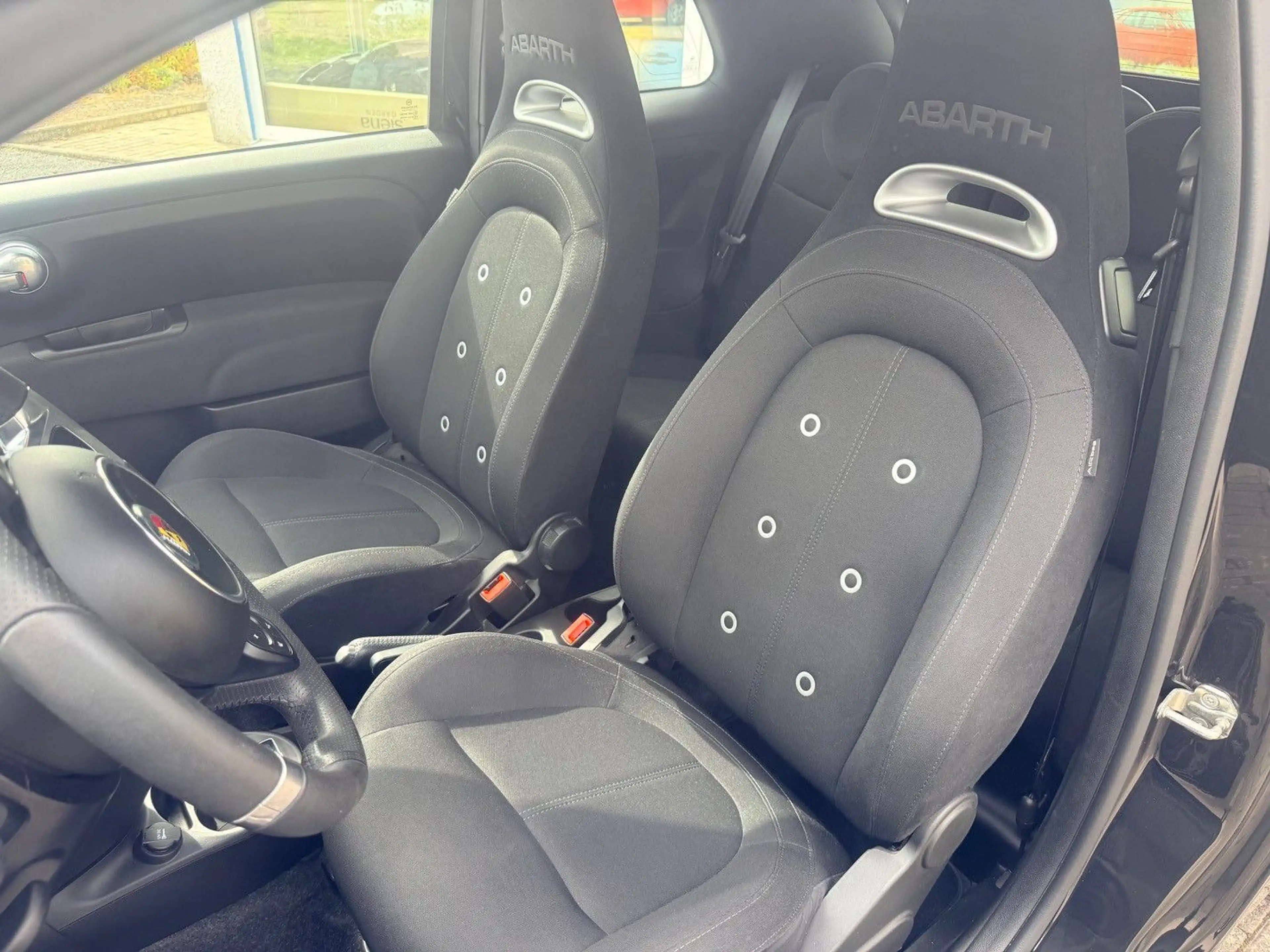 Abarth 500 Cabrio 595 Abarth — photo 9