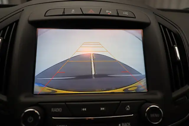 Opel Insignia view 16