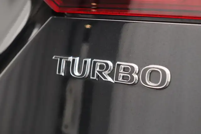 Opel Insignia view 30