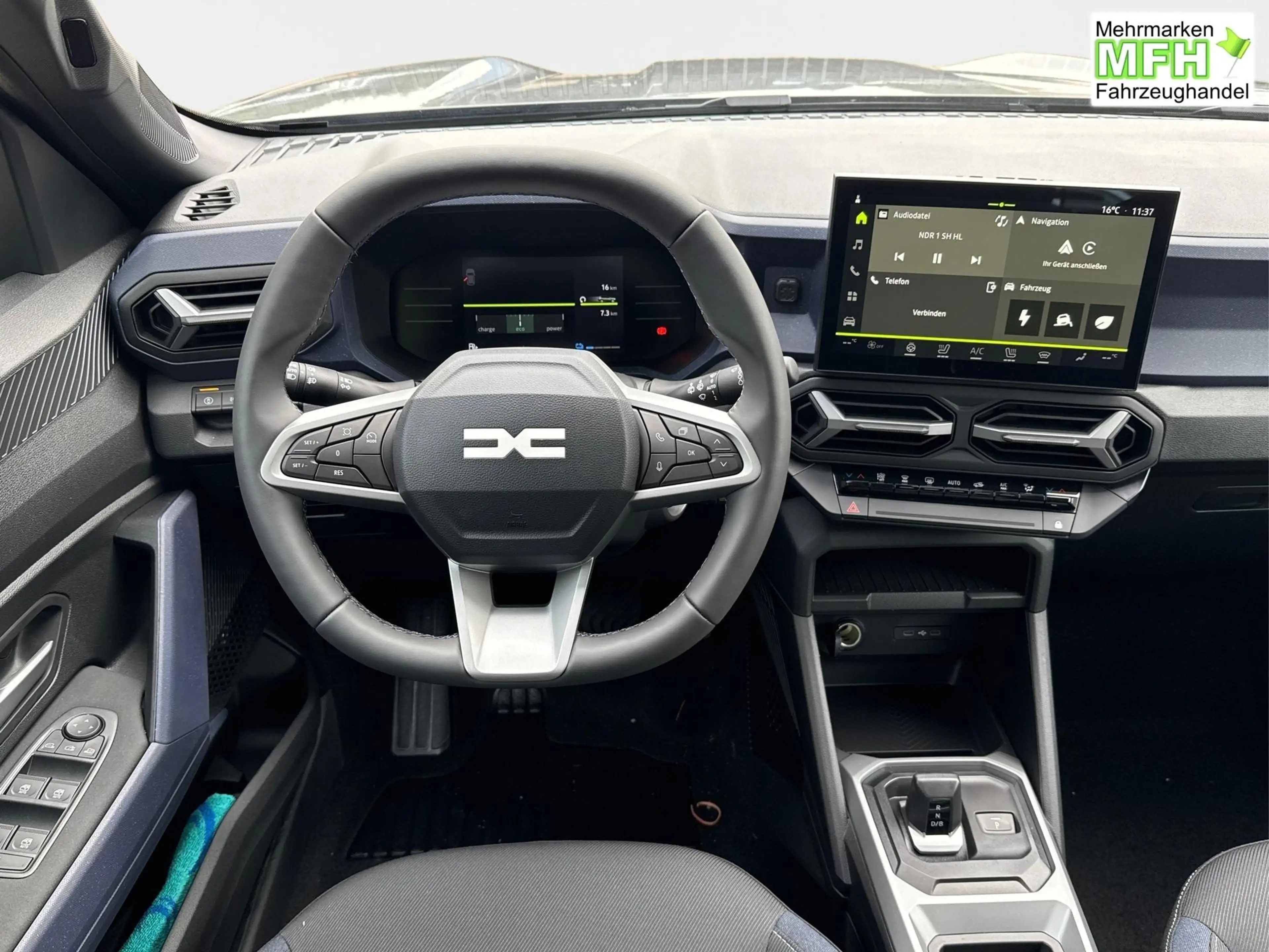 Dacia Bigster Expression SHZ+KLIMA+PDC+KAMERA+LED+17" ALU Hyb... — photo 7