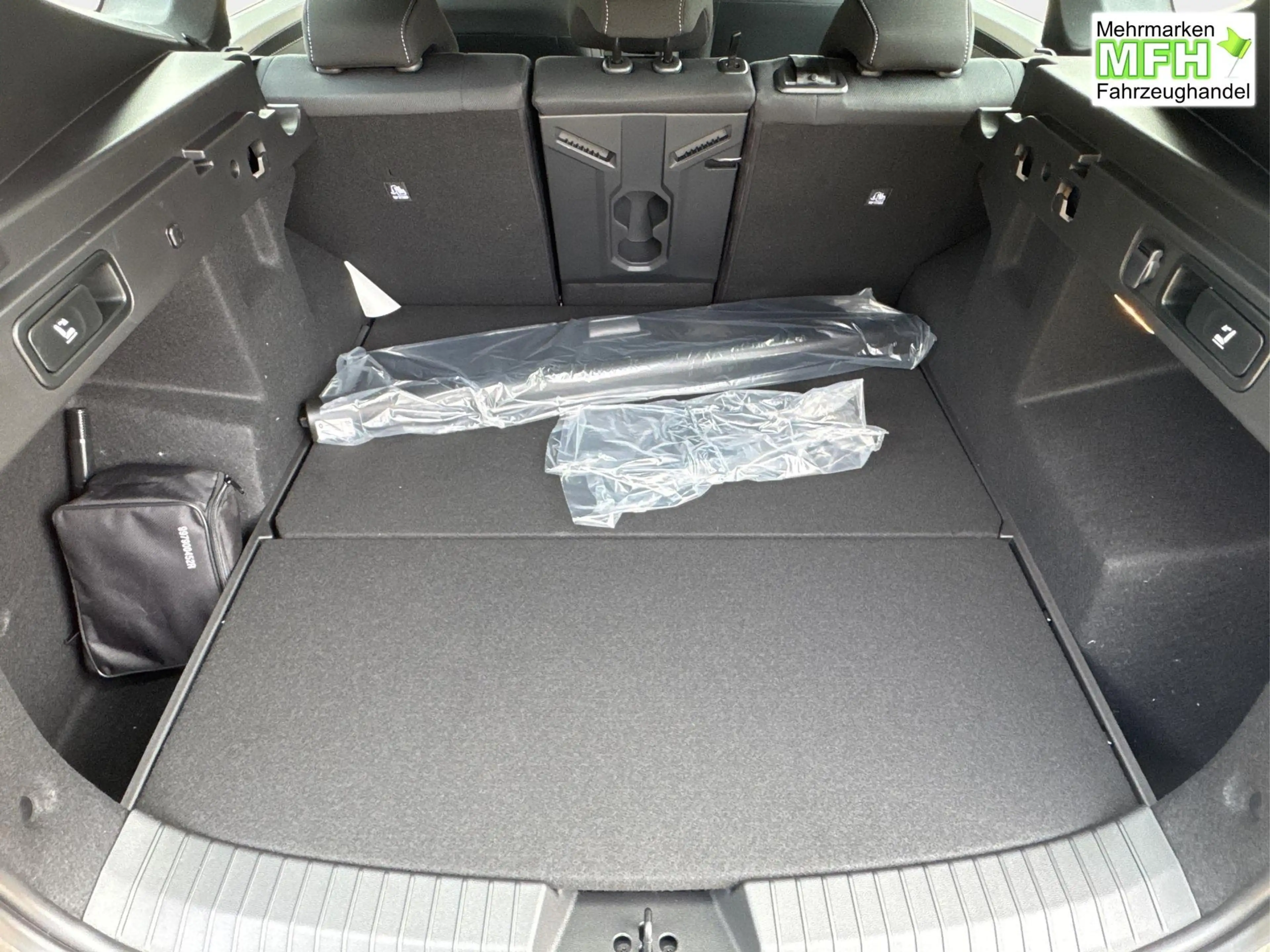Dacia Bigster Expression SHZ+KLIMA+PDC+KAMERA+LED+17" ALU Hyb... — photo 10