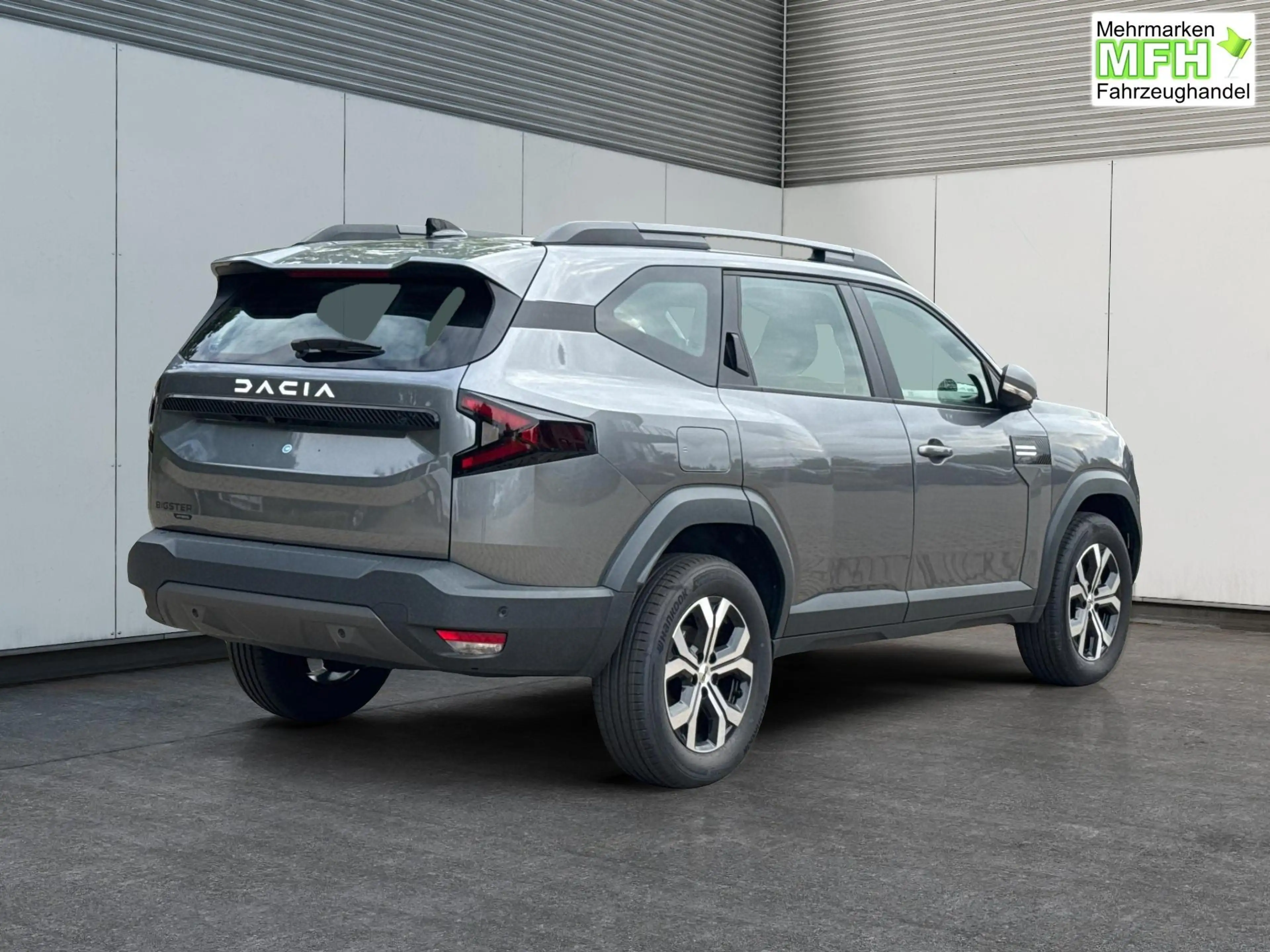 Dacia Bigster Expression SHZ+KLIMA+PDC+KAMERA+LED+17" ALU Hyb... — photo 3
