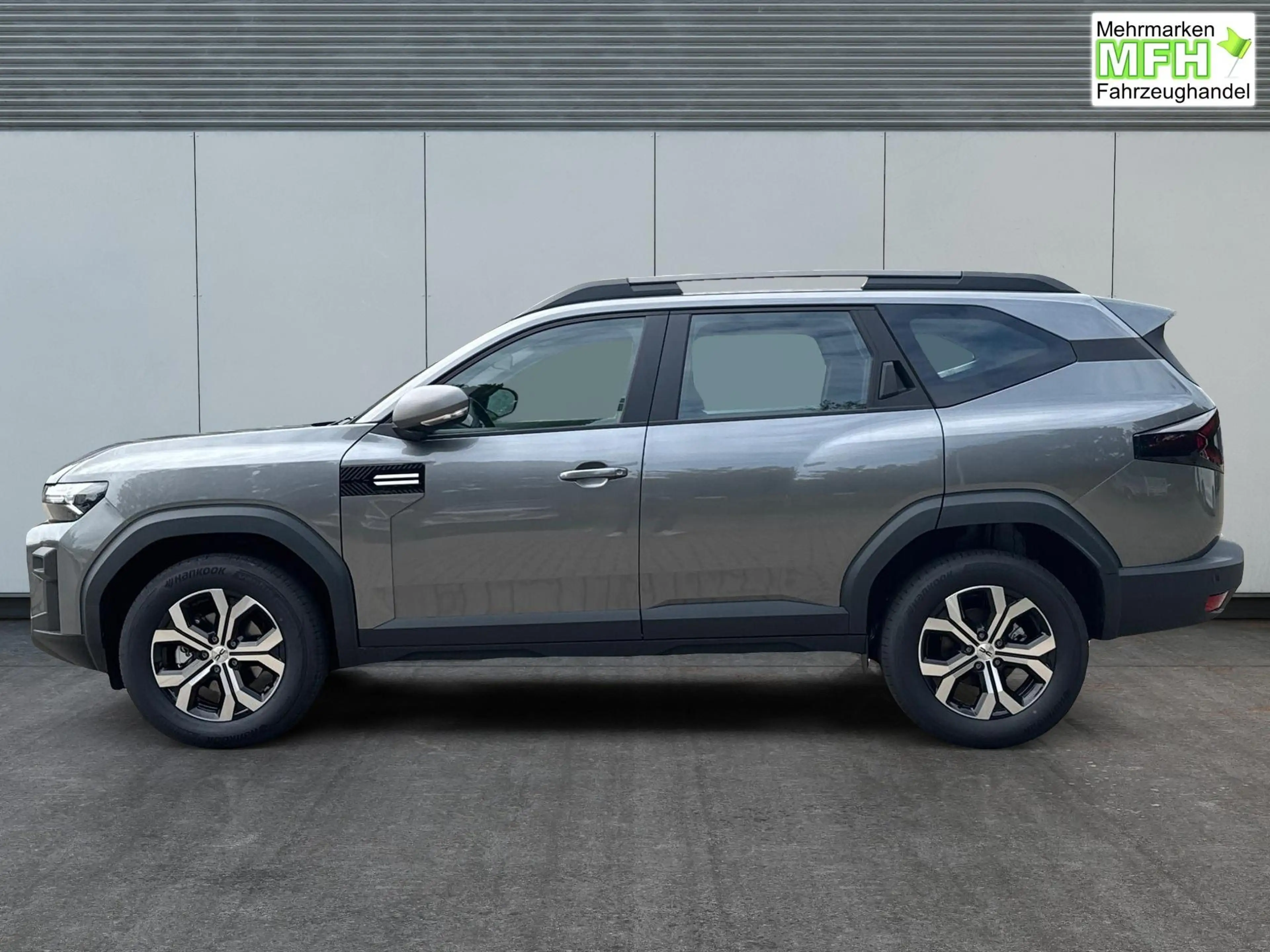Dacia Bigster Expression SHZ+KLIMA+PDC+KAMERA+LED+17" ALU Hyb... — photo 6