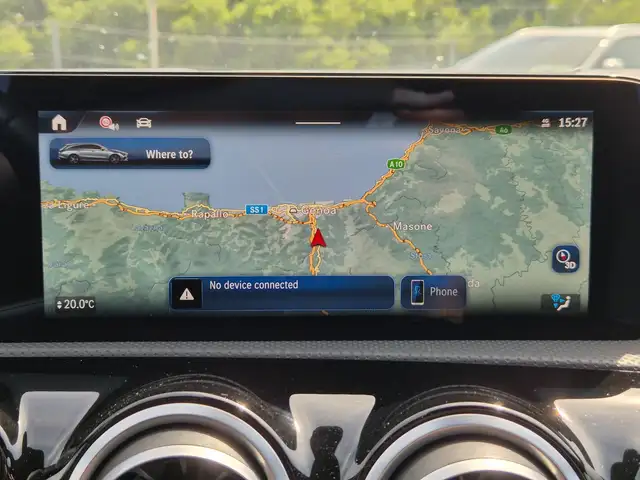 Mercedes-Benz Cla Class view 11