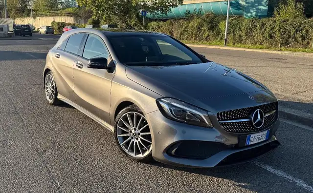 Mercedes-Benz 180 A  d 4p. Premium