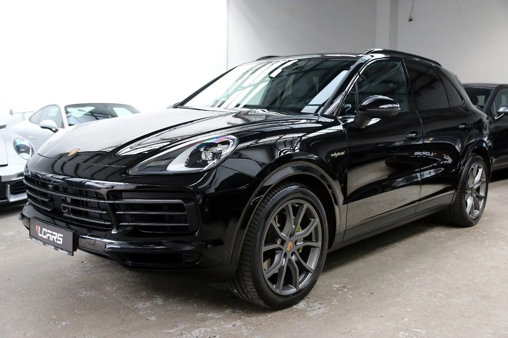 Porsche Cayenne E-Hybrid Platinum Edition ACC 360° 21" Nero - 2