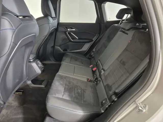 BMW X1 view 8