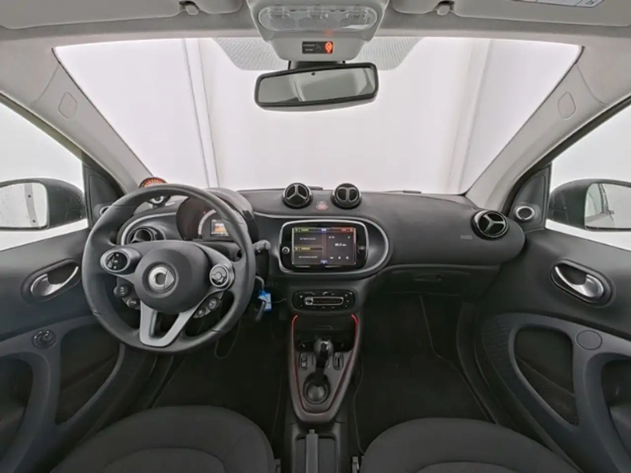smart forTwo 2024 — фото 7