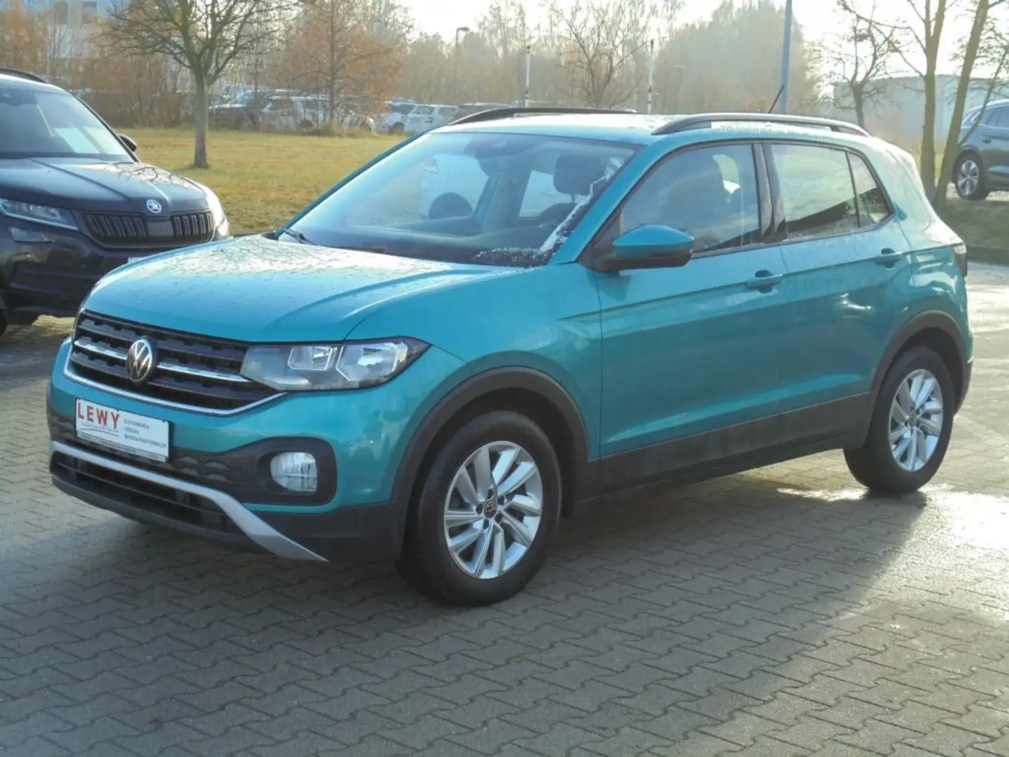 Volkswagen T-Cross 1.0 TSI Life+DSG+PDC+ACC+Carplay Grün - 1
