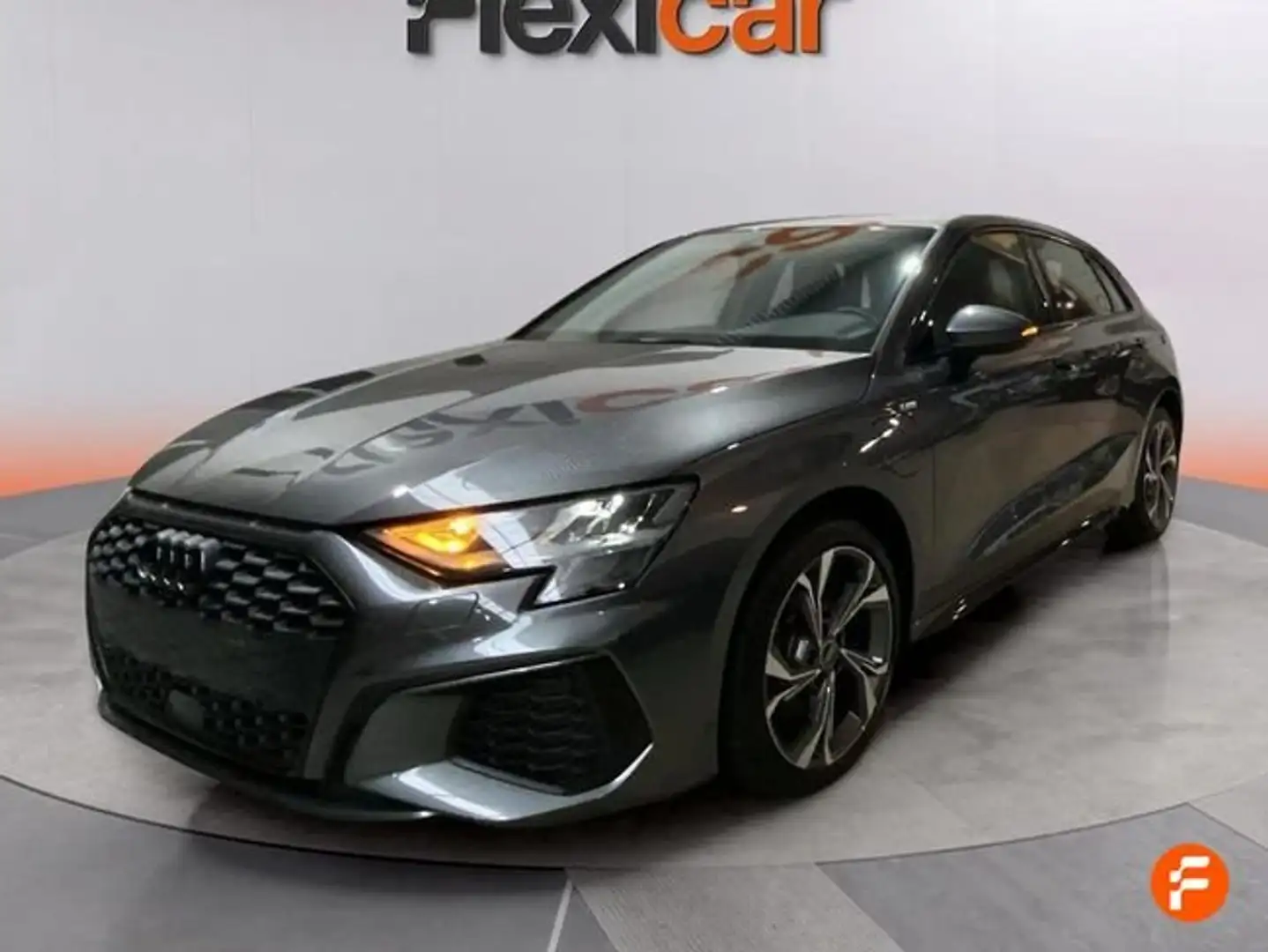 Audi A3 Sportback 40 TFSIe S line S tronic Gris - 2