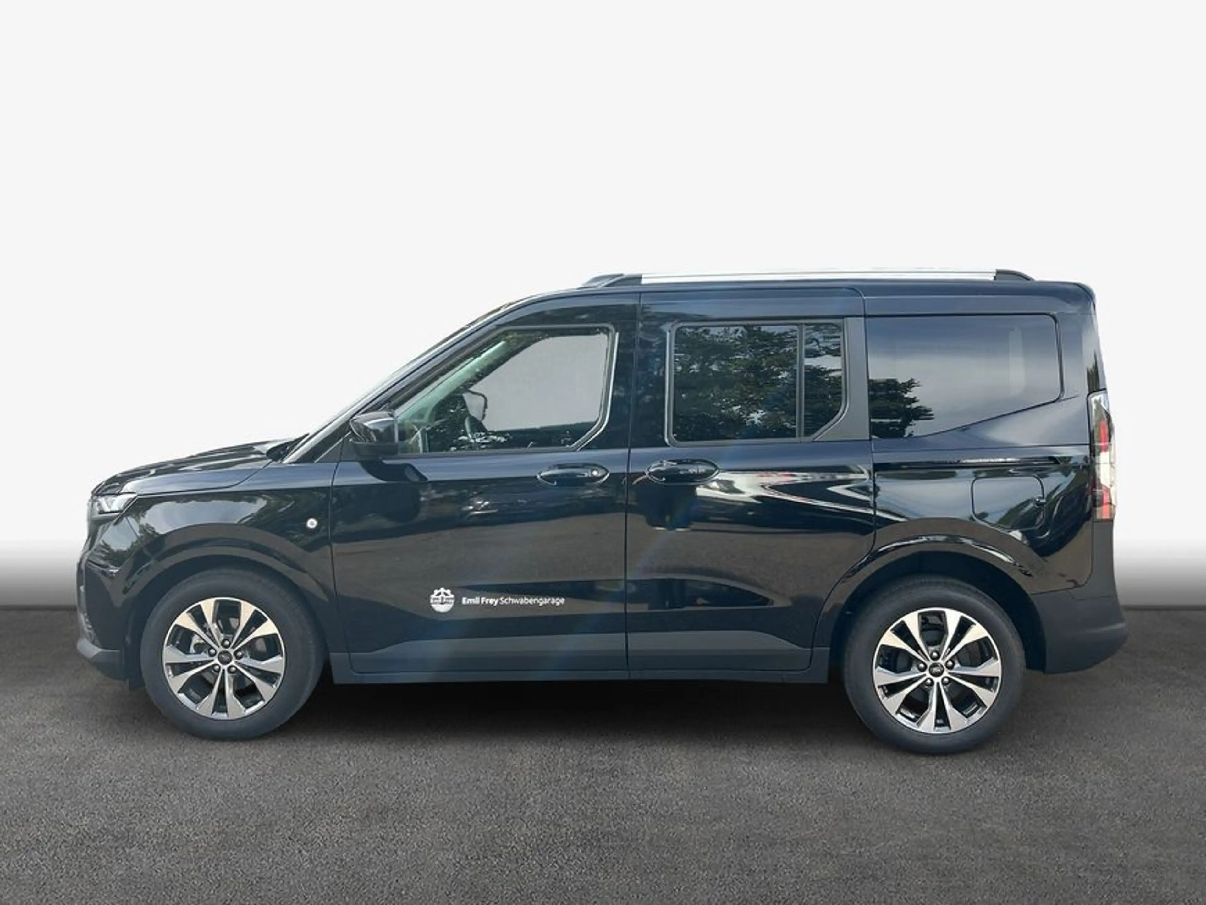 Ford Tourneo Courier 1.0 EcoBoost Aut. TITANIUM — photo 4