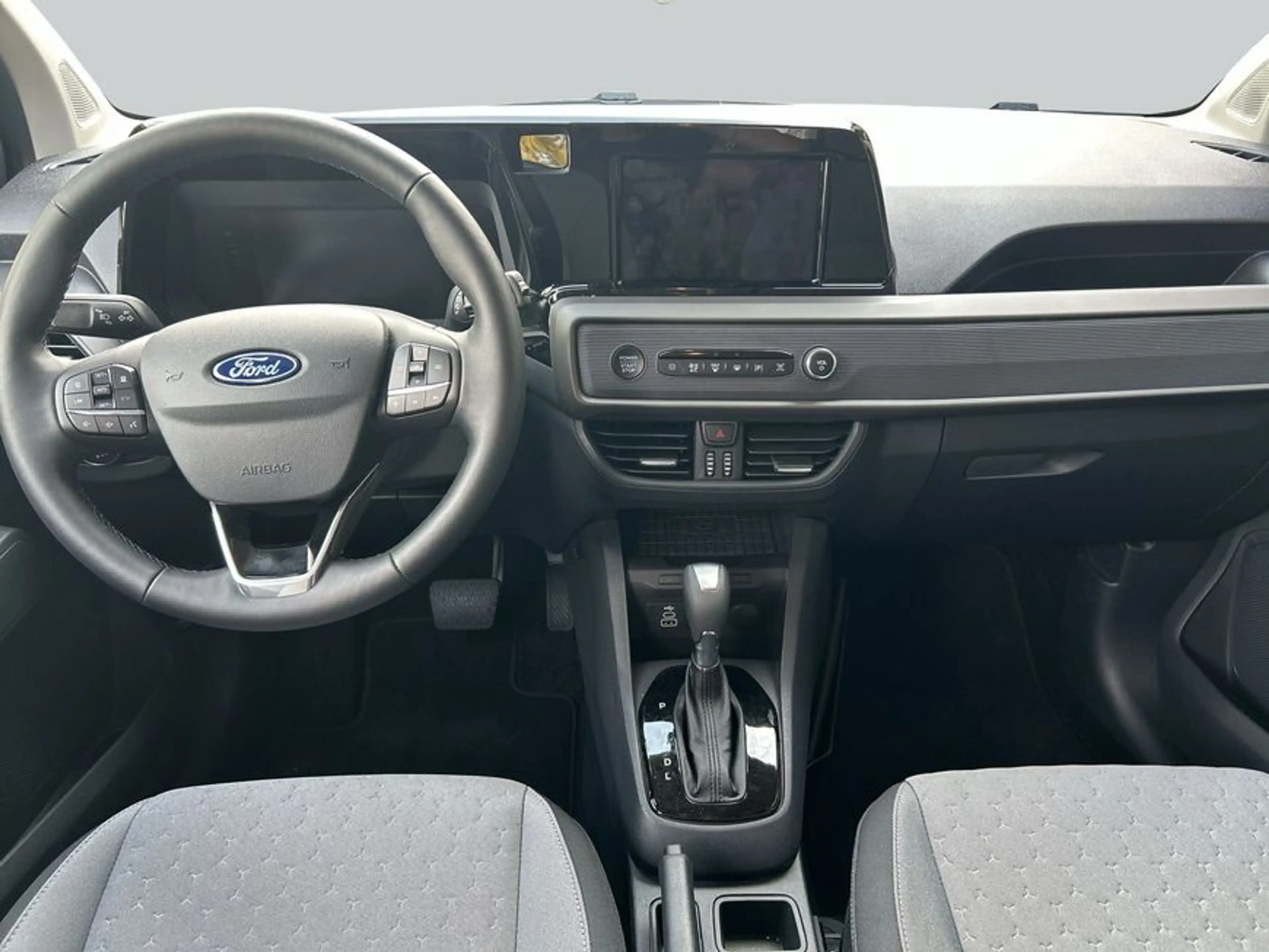 Ford Tourneo Courier 1.0 EcoBoost Aut. TITANIUM — photo 13