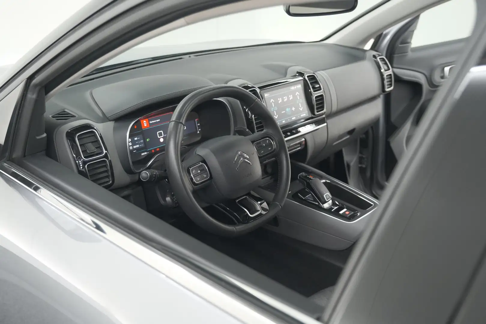 Citroen C5 Aircross PureTech 130 EAT8 Business Plus | Trekhaak | Panor Grijs - 2