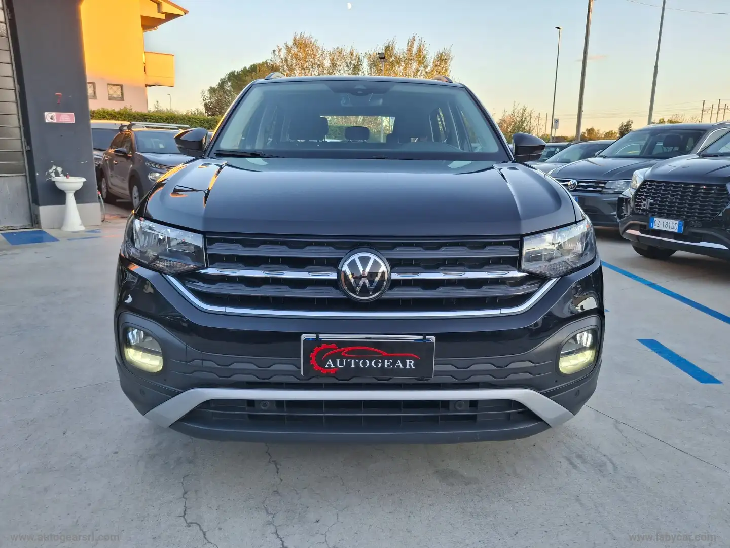 Volkswagen T-Cross 1.0 TSI Urban BMT Noir - 2