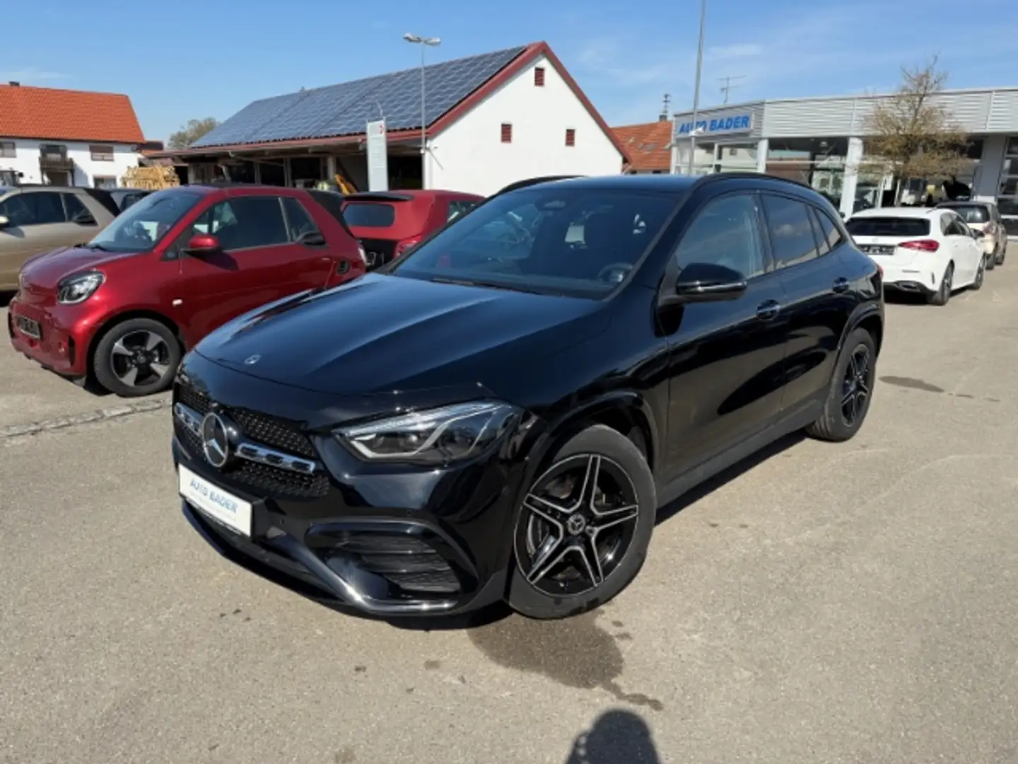 Mercedes-Benz GLA 180 AMG Line Night Advanced+ Multibeam Zwart - 2