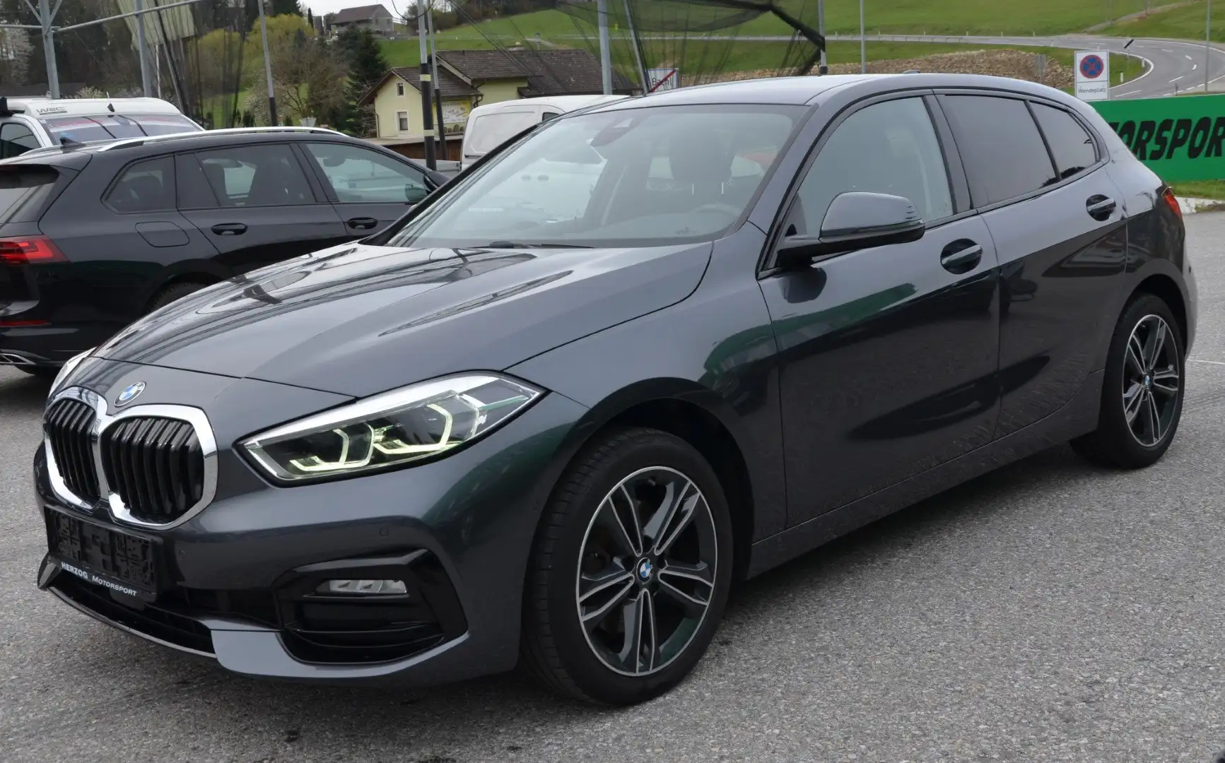 BMW 118 118d SPORTLINE LED LIVE-COCKPIT T-LEDER NAVI 1.BE Grau - 2