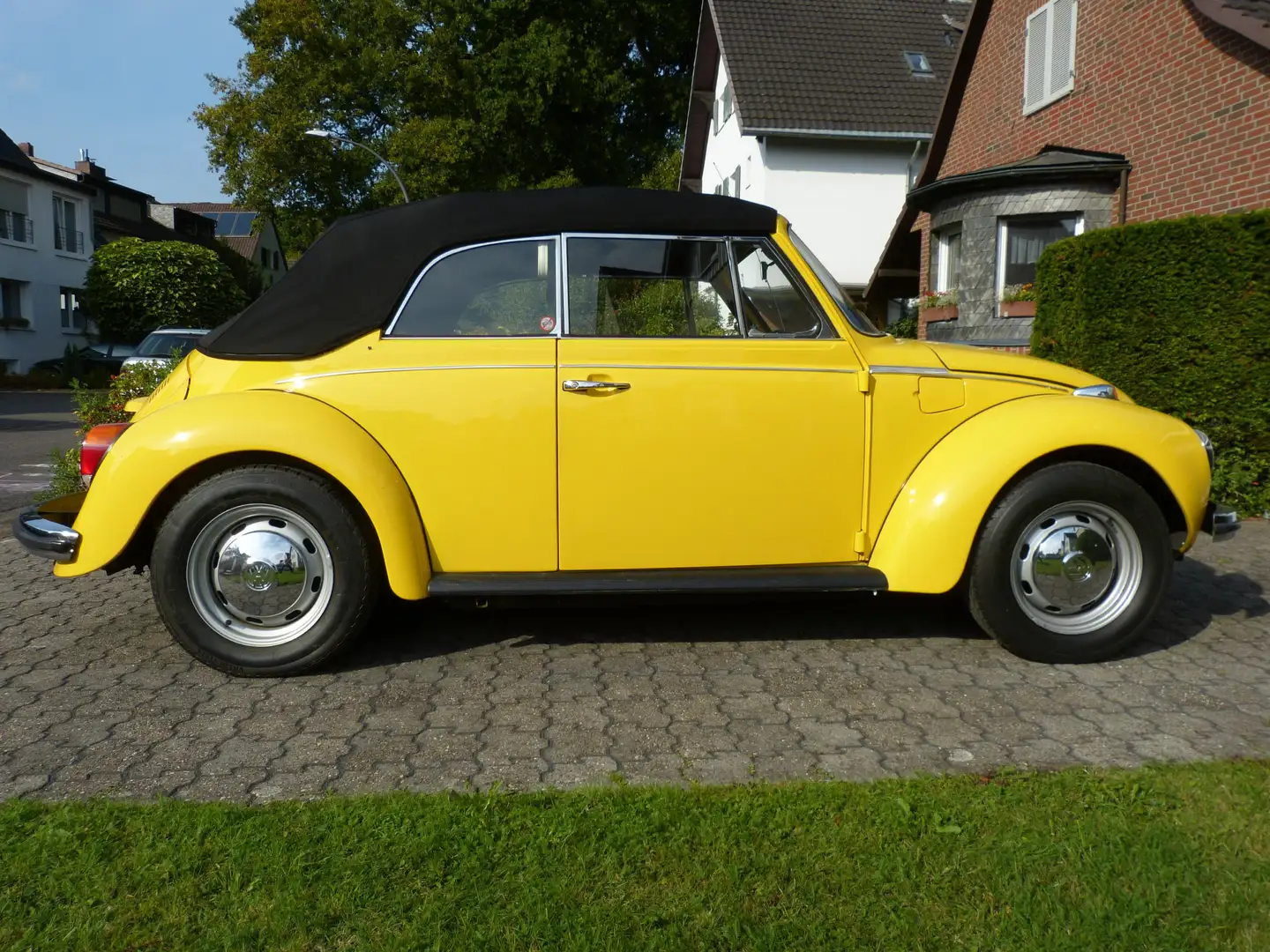 Volkswagen Käfer 1303 Cabrio Gelb - 1