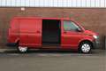Volkswagen Transporter 2.0 TDI 150PK L2H1 |CRUISE|MULIT.STUUR|STOELVERWAR Rood - thumbnail 31