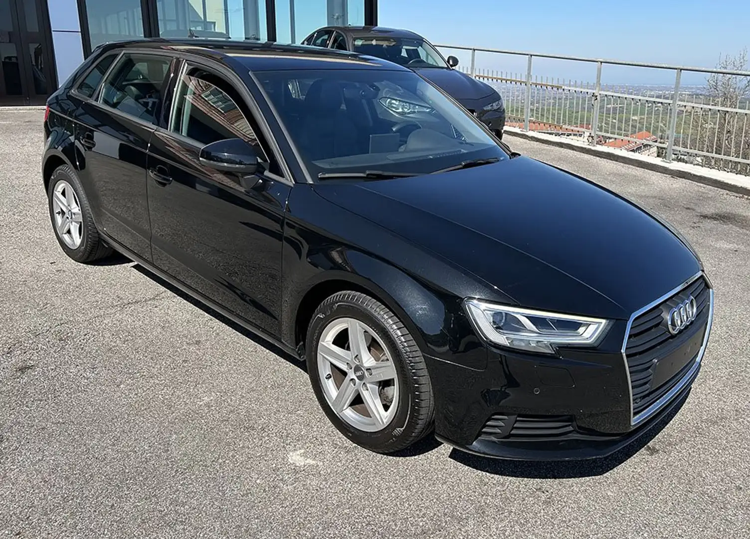 Audi A3 Sportback 30 1.6 tdi Business 116cv my19 Schwarz - 1