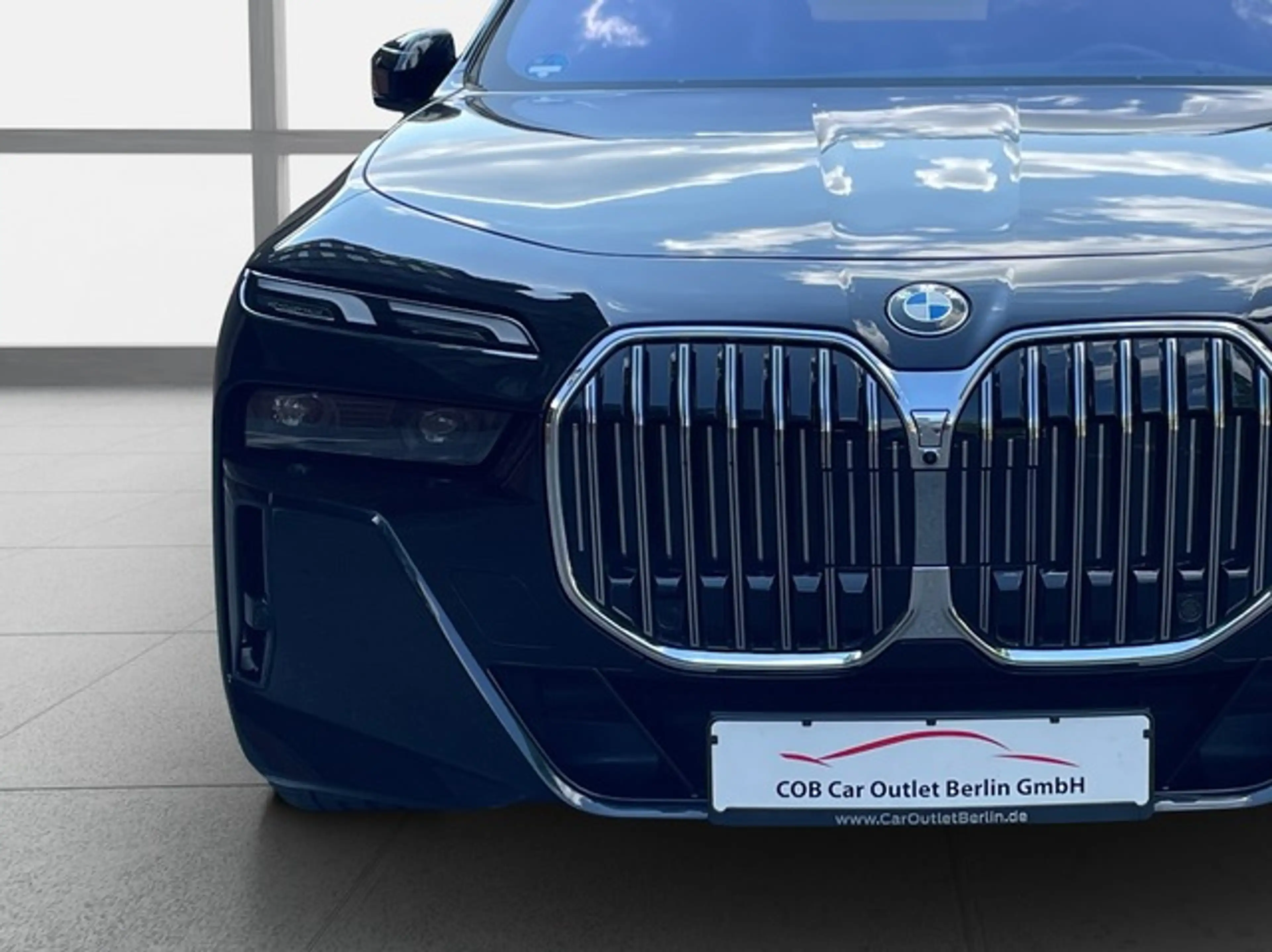 BMW 740 d xDrive M Sport M Sportpaket PANO AHK 360 Kamera — photo 10